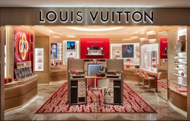 九游娱乐:LV吸油面纸卖4000多网友戏称“富得流油才配用”(图4)