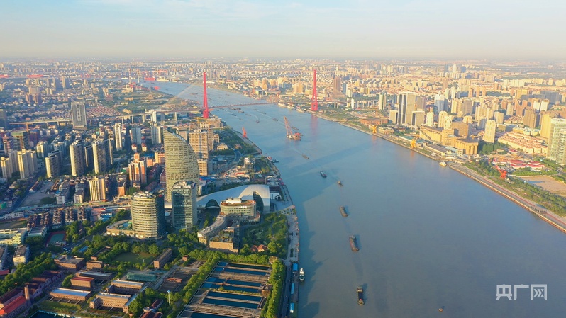 上海杨浦晒出“高分成绩单”:数字经济跑出加速度民生实事办到心坎里(图1)