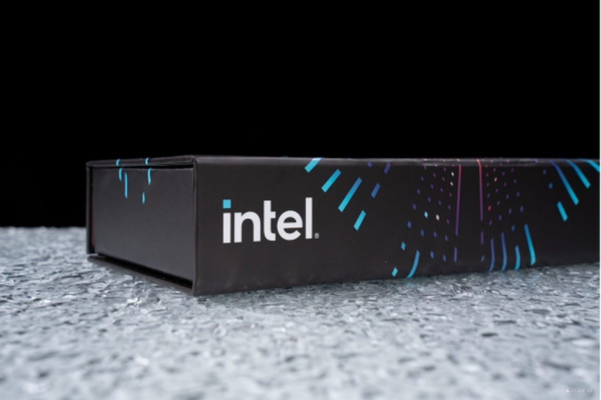 九游娱乐:英特尔酷睿Ultra200SPlus系列处理器首发评测:加核提速全是硬货!(图8)