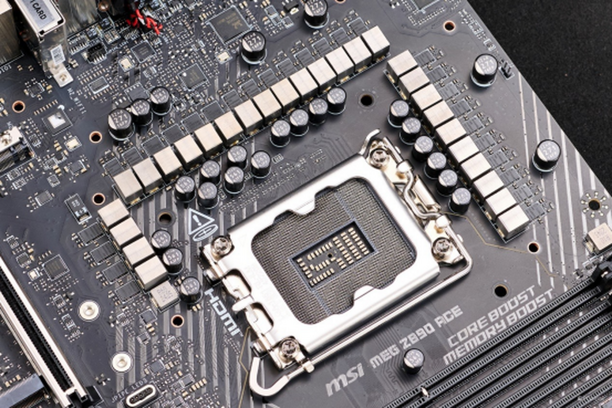 九游娱乐:英特尔酷睿Ultra200SPlus系列处理器首发评测:加核提速全是硬货!(图16)